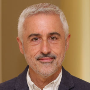 Dr. J. Emilio Sánchez